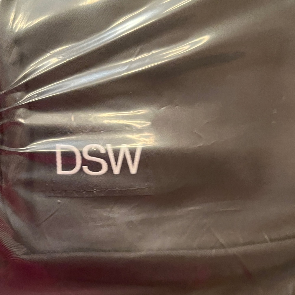 DSW Exclusive Black Sling Bag - Picture 9 of 11